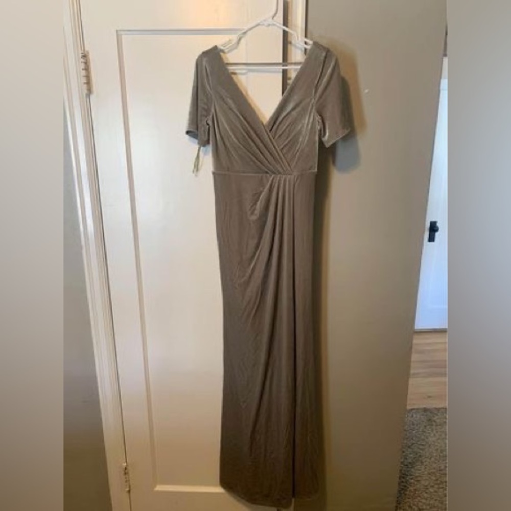 Revelry Giselle Dress - Velvet Sage